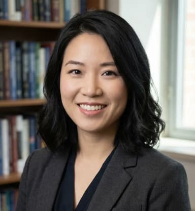 Sarah Chen - Hiring Manager & Career Coach